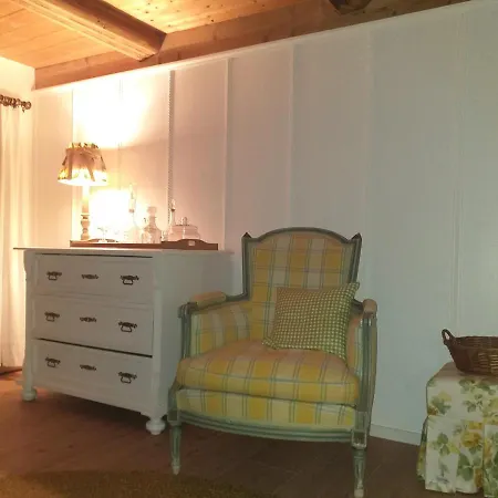 Haus Zur Alten Bimmelbahn דירה קורורט יונסדורף